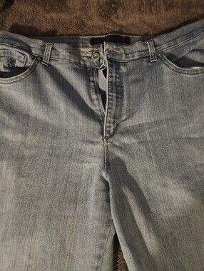 Gloria Vanderbilt High-Rise Jeans